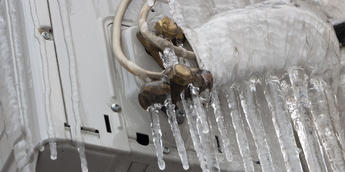 Why Do Pipes Freeze on Air Conditioners?